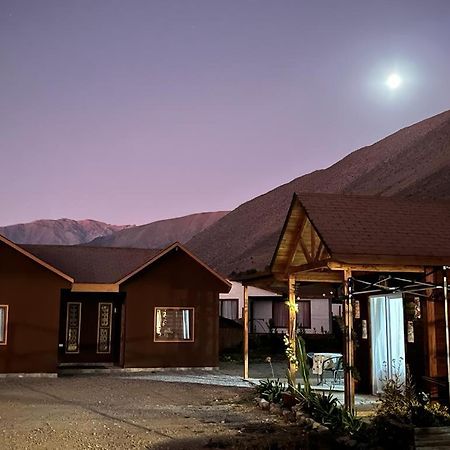 Cabanas Vicuna Cielo De Peralillo - Valle De Elqui Kültér fotó